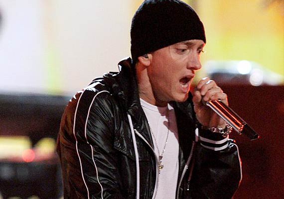 Eminem loves working with live musicians – India TV