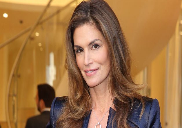 Cindy Crawford has raunchy dressing room personality | India TV News ...