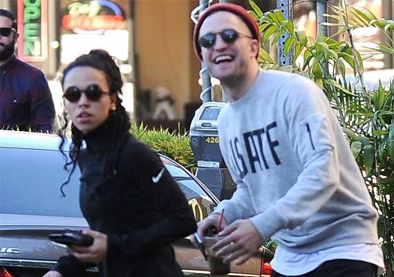 robert pattinson fka twigs get playful in public see pics