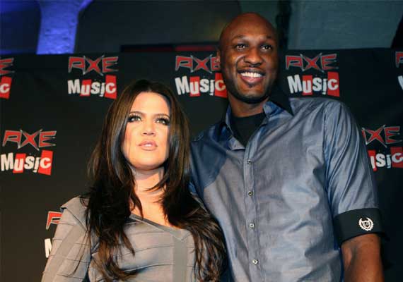 khloe attends labour day bash sans lamar