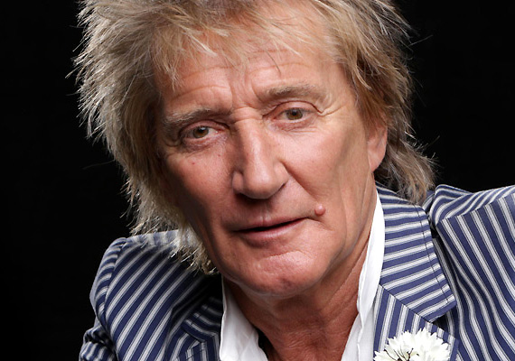 Rod Stewart sued by son's personal trainer – India TV