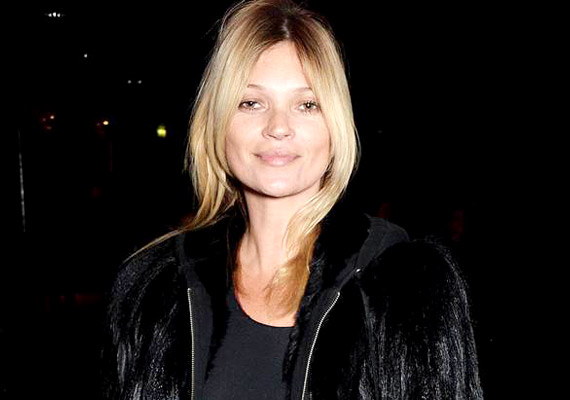 Kate Moss boards flight 'drunk' – India TV