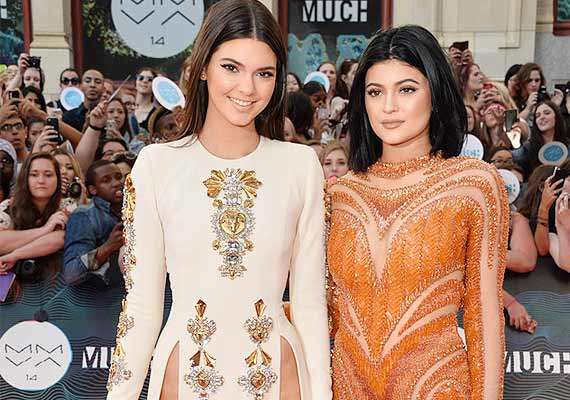 Kendall Jenner Says Sister Kylie Is 'The Messiest Person Ever': Photo  3181718, Kendall Jenner, Kylie Jenner, Magazine Photos
