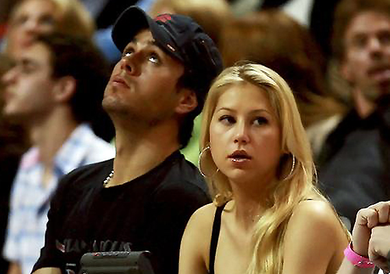 Enrique Iglesias and Anna Kournikova are reportedly married.