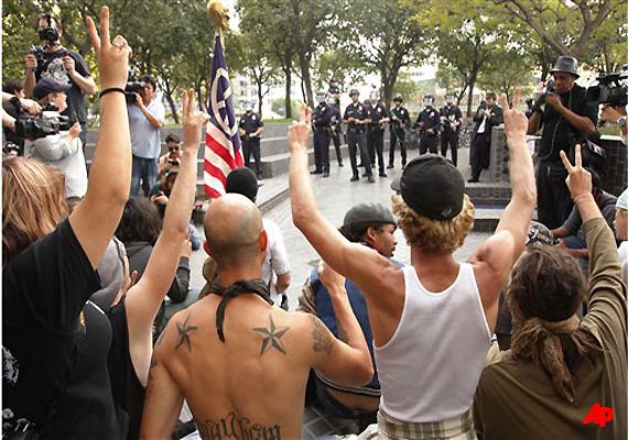 Anti-Wall Street Protests Rock US, Greece, Italy