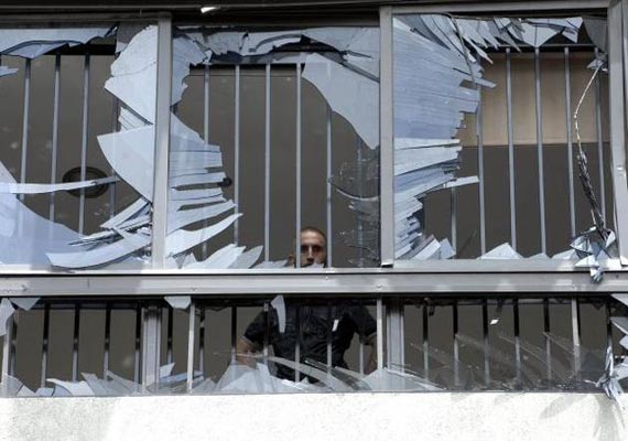 explosion rocks hezbollah stronghold in lebanon