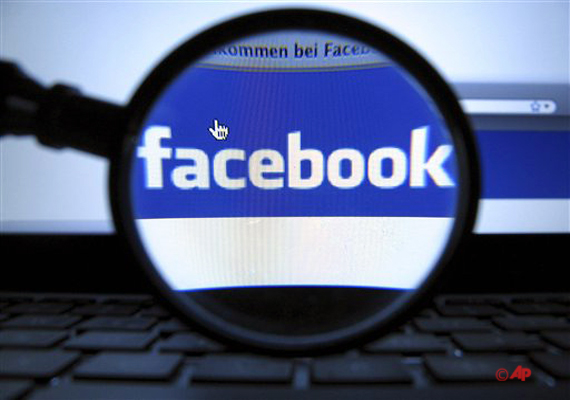 Facebook draws user angry with email switch | World News – India TV