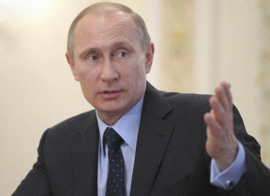 vladimir putin calls on ukraine to change its state model