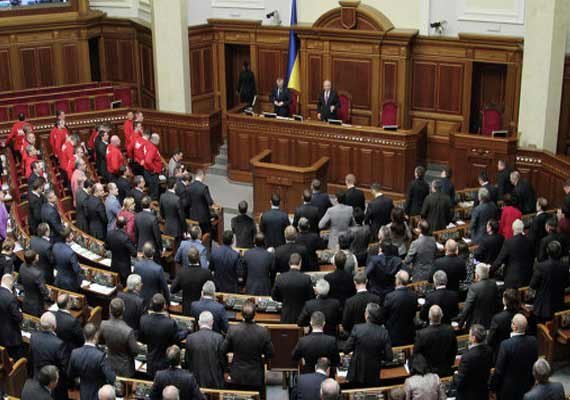 ukrainian parliament approves new defence minister