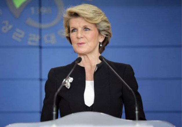 australia doesn t want to take sides on kashmir foreign minister