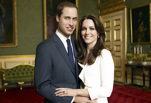 William, Kate May Kiss On The Balcony