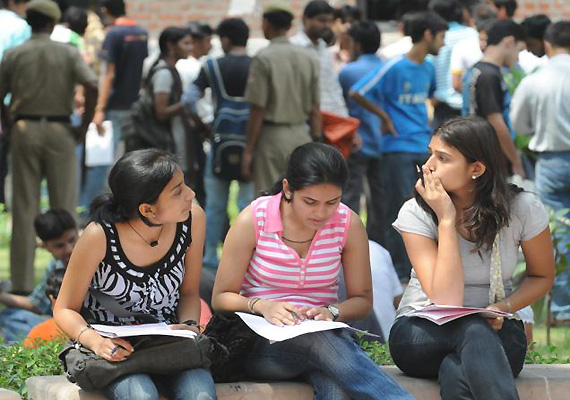 Delhi University Approves Syllabus For New Courses India Tv 