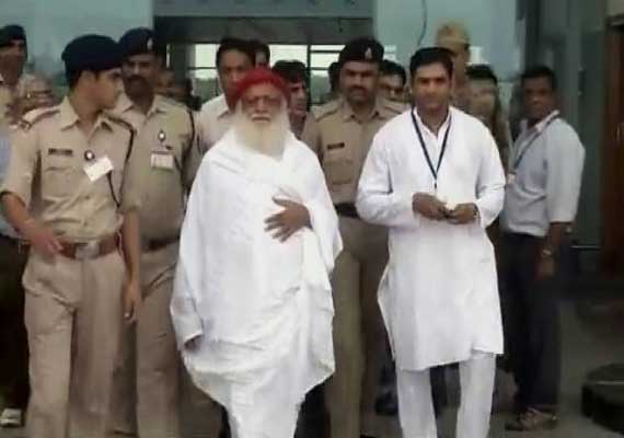 Gujarat High Court stays arrest of Asaram aide