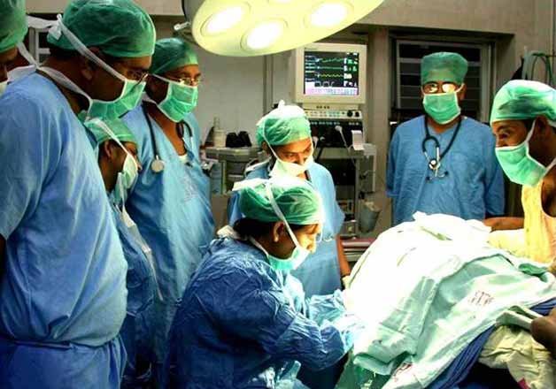 AIIMS surgeons remove the world's largest kidney tumour |IndiaTV News