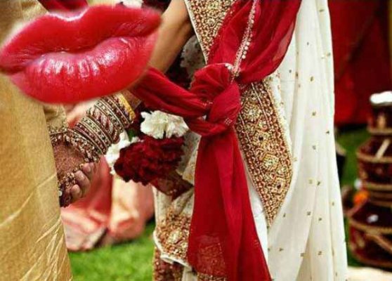 angry bride backs out of marriage as bhabhi kisses her groom devar angry bride backs out of marriage as bhabhi kisses her groom devar