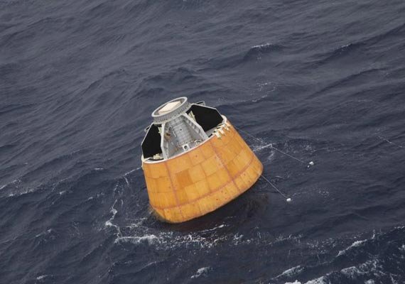 watch pics of isro crew module recovered by coast guard near chennai watch pics of isro crew module recovered by coast guard near chennai