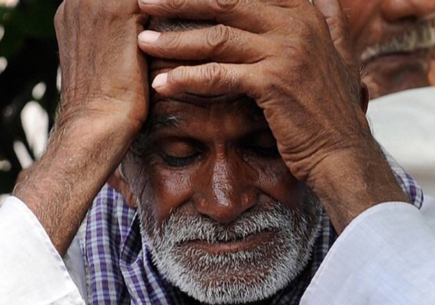 Farmer commits suicide in Saharanpur due to damage to crops | IndiaTV News