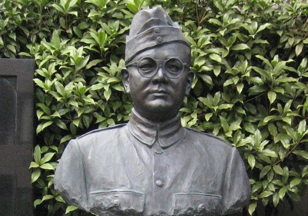 Why Netaji still rules the Bengalis' heart