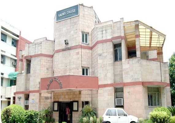 delhi students to send relief items to flood hit kashmir delhi students to send relief items to flood hit kashmir