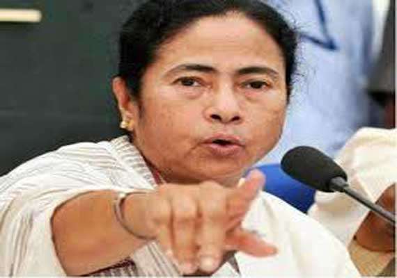 Mamata Banerjee denies government not cooperating with Saradha probe