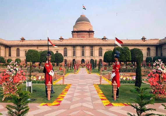 Modi swearing-in: 6,000 men, air defence to secure Rashtrapati Bhavan ...