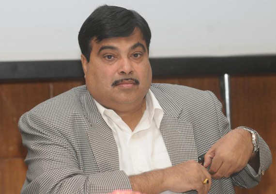 Gadkari Attacks Congress, SP For Indulging In Quota Politics