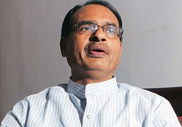 MP CM violated election code of conduct: Congress