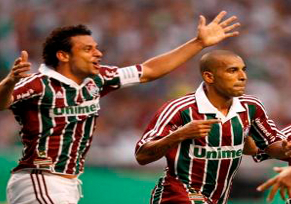 Atletico Mineiro beats leader Fluminense in added time