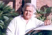 shashi kapoor undergoes catract surgery