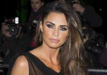 Katie Price Pics Latest News, Photos and Videos - India TV News