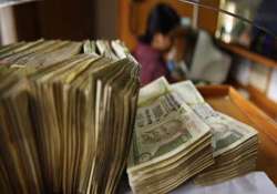 bankers see bonds softening to under 9 on liquidity infusion