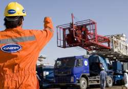 cairn india makes new oil discovery in rajasthan