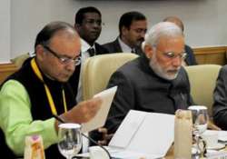 budget 2015 economists wants modi government to increase public spending