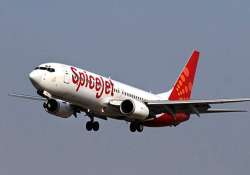 spicejet offers holi discount scheme starting at rs 1 699