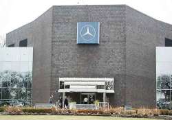 mercedes moving headquarters from new jersey to atlanta