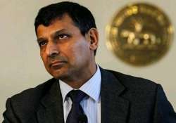 jan dhan rajan cautions banks against running after numbers