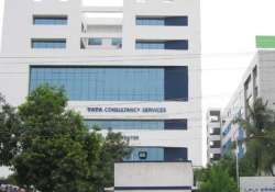 staff bonus pulls down tcs net by 27 but co upbeat about fy16