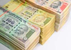 rupee depreciated by 9 paise against dollar in early trade