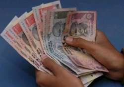 govt to increase dearness allowance to 107 up from 100