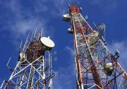 government eyes rs.28 872 crore by march 31 from telecom spectrum