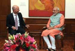 amazon ceo jeff bezos meets pm narendra modi