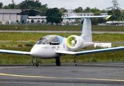 china makes first electric passenger plane