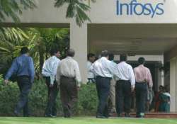 infosys to trim hiring in 2013 14