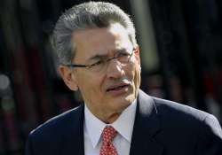 insider trading rajat gupta starts prison term on june 17