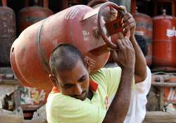 lpg tax hike rolled back by 2 per cent in maharashtra