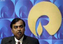 ril q3 profit slumps 13.6 pc on poor grms lower gas output