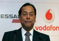 ravi ruia steps down as chairman of essar energy