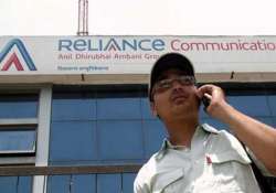 reliance jio infocomm announces it will also offer voice services