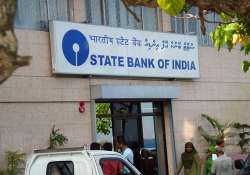 sbi cuts fixed deposit rates by up to 1 per cent