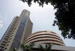 mauritius fears brings sensex below 17k